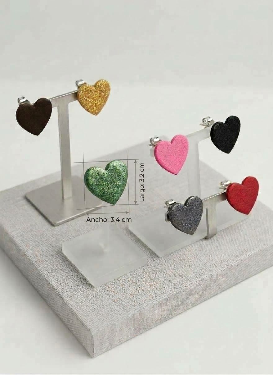 Aretes de topo en forma de corazón escarchado en dorado, rosado, verde, negro, gris y rojo, 3,4 cm de ancho